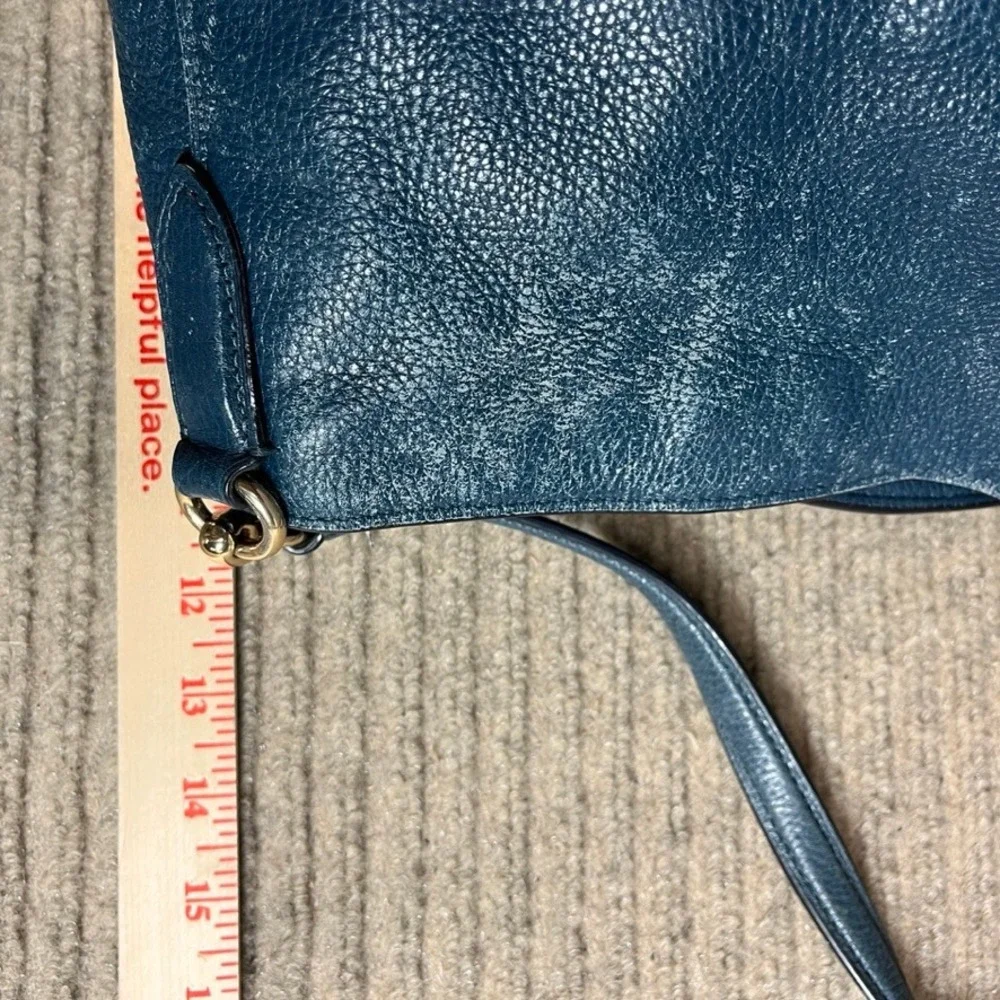 Coach Pebbled Leather Shoulder Bag Teal Blue Gold Hardware Slouchy Hobo